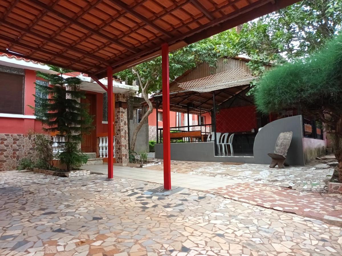 Hotel Badinca Alojamento Low Cost In Bissau Avenida Francisco Mendes ภายนอก รูปภาพ
