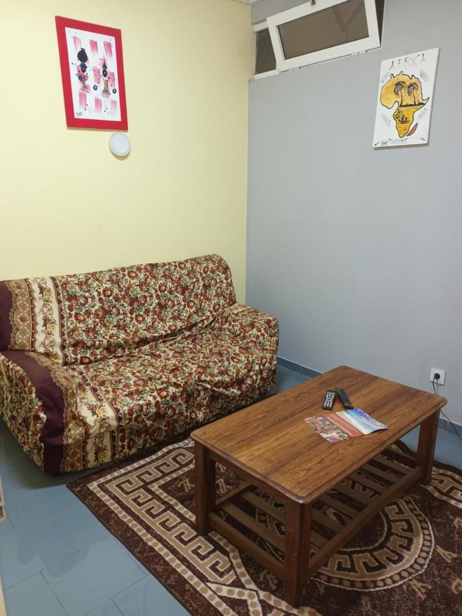 Hotel Badinca Alojamento Low Cost In Bissau Avenida Francisco Mendes ภายนอก รูปภาพ