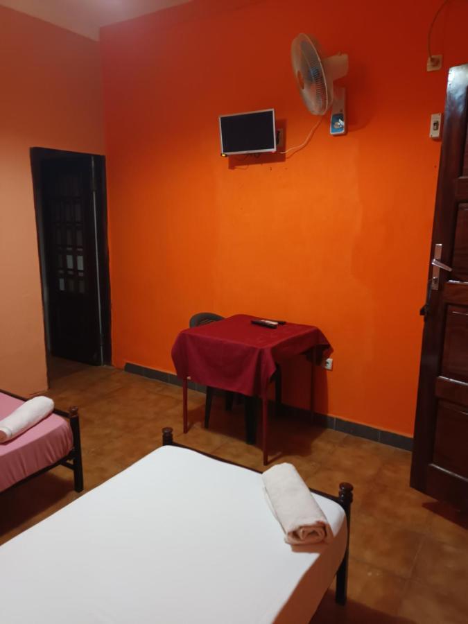 Hotel Badinca Alojamento Low Cost In Bissau Avenida Francisco Mendes ภายนอก รูปภาพ